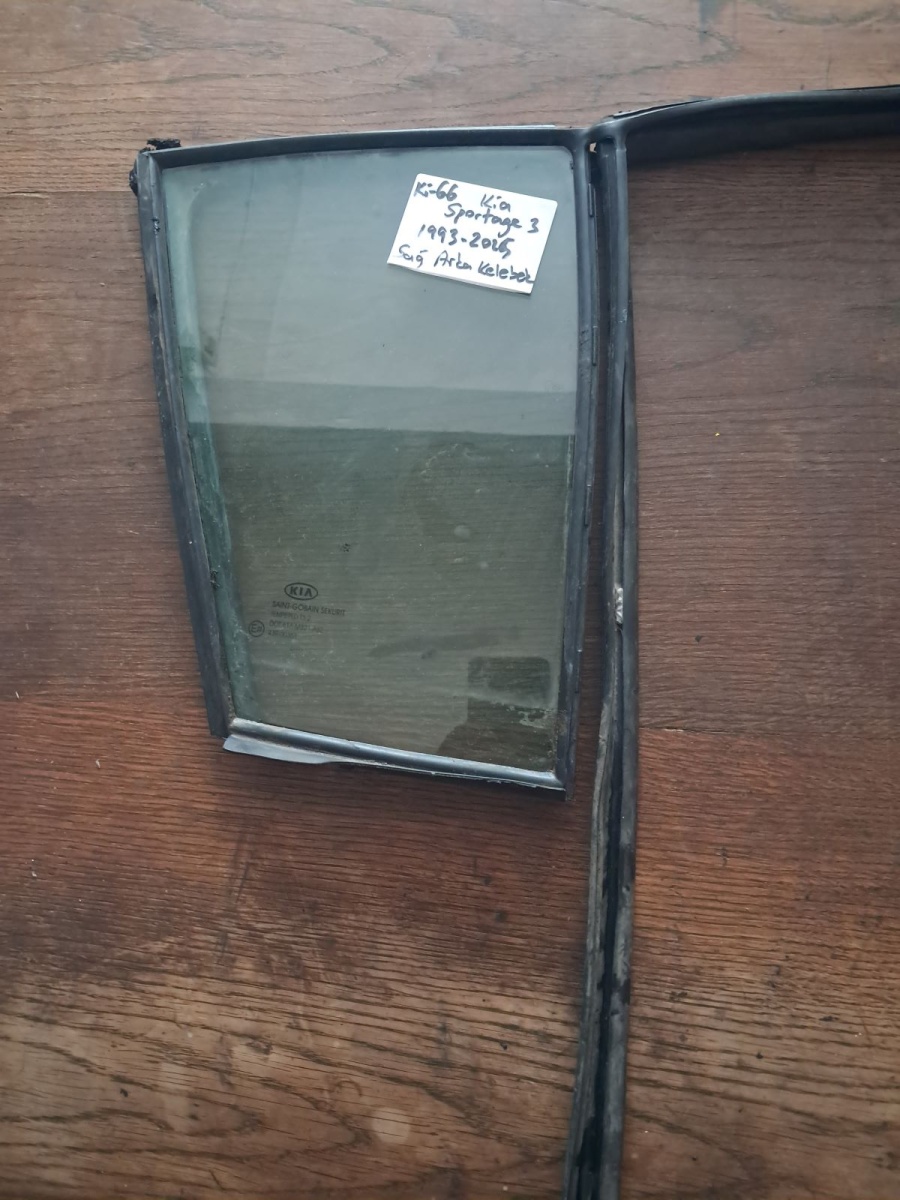 Kia 	Sportage	Sağ Arka Kelebek Camı	2006-2015	(Stok Kodu:	Ki-66)