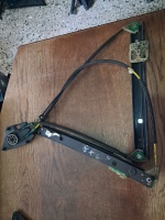 Audi	A-1 	Sağ Ön Kriko	  2010-2015  (Stok Kodu: Kr-108)	