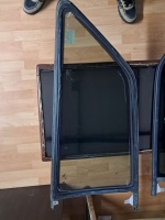 Audi A-3 Sol Arka Kelebek Camı  (Tek Kapı)