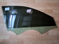 Audi	A 4	Sağ Ön Kapı Camı	2016-2019	(Stok Kodu:	Au-18)