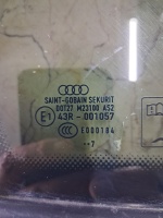 Audi A-4  Sol Arka Kelebek Camı