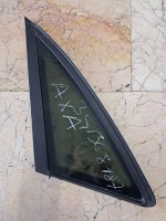 Audi A-4  Sol Arka Kelebek Camı