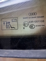 Audi A-6 Sağ Arka Kelebek Camı