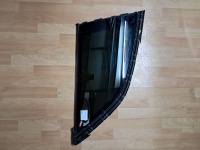 Audi  Q-7 Sol Arka Kelebek Camı (2007-2015)