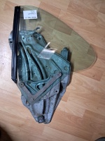 BMW	E-36 Cabrio		Sol Arka Kelebek Camı 	(Stok Kodu:	Bm-1)