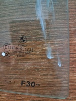 BMW	F-10	2010-2016	Sağ Arka Kapı Camı	(Stok Kodu:	Bm-36)