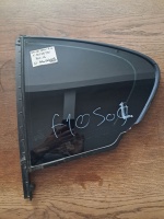 BMW	F-10	2011-2016	Sol Arka Kelebek Camı 	(Stok Kodu:	Bm-18)