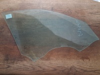 BMW	F-30	2012-2018	Sol Ön Kapı Camı	(Stok Kodu:	Bm-8)