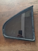 BMW	F-30 / F-80	2012-2019	Sol Arka Kelebek Camı 	(Stok Kodu:	Bm-20)