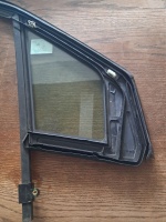 Citroen 	C-3 Aircross 	Sol Ön Kelebek Camı	2017-	(Stok Kodu:	Ci-104)