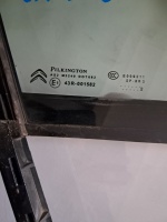 Citroen C-4 2011-2017 Sağ Ön Kelebek Camı (Stok Kodu: Ci-142)