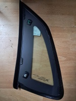 Citroen	C-4	Sağ Arka Kelebek Camı 		(Stok Kodu:	Ci-56)