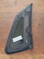Citroen 	C-4 	Sol Arka Kelebek Camı	2010-2018	(Stok Kodu:	Ci-84)