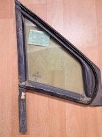 Citroen C-4 Sol Ön Kelebek Camı 2008- (Stok Kodu: Ci-1)