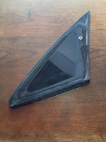 Fiat	Linea 	2006-2014	Sol Arka Kelebek Camı	(Stok Kodu:	Fi-10)