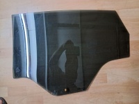 Ford	Fiesta	Sağ Arka Kapı Camı		(Stok Kodu:	Fo-10)