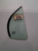 Honda Civic Sağ Arka Kelebek Camı