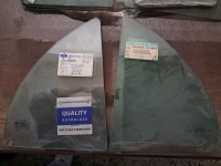 Hyundai Accent 1995-2000 Sağ-Sol Arka Kelebek Camı