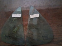 Hyundai Elantra Sağ-Sol Arka Kelebek Camı