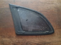 Hyundai	   Santa Fe	2007-2012	Sağ Arka Kelebek Camı	(Stok Kodu:	Hy-44)