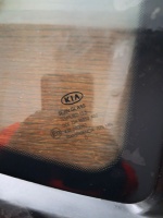 Kia 	Ceed STW	Sağ Arka Kelebek Camı	2006-2012	(Stok Kodu:	Ki-23)