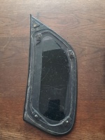 Kia 	Cerato	Sağ Arka Kelebek Camı	2004-2008	(Stok Kodu:	Ki-24)