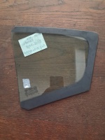 Kia 	Cerato	Sağ Arka Kelebek Camı	2016-2018	(Stok Kodu:	Ki-51)