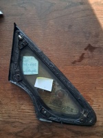 Kia 	Cerato	Sağ Ön Kelebek Camı	2013-2018	(Stok Kodu:	Ki-6)