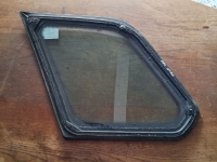 Kia 	Pride	Sağ Arka Kelebek Camı	2000-	(Stok Kodu:	Ki-30)