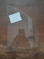 Kia 	Rio	Sağ Arka Kelebek Camı	2000-2007	(Stok Kodu:	Ki-44)