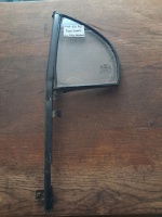 Kia 	Rio	Sol Arka Kelebek Camı	1999-2007	(Stok Kodu:	Ki-46)