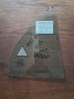 Kia 	Rio	Sol Arka Kelebek Camı	2000-2005	(Stok Kodu:	Ki-40)