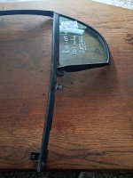 Kia 	Rio	Sol Arka Kelebek Camı	2005-2009	(Stok Kodu:	Ki-22)