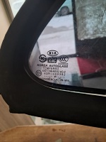 Kia 	Sorento	Sağ Arka Kelebek Camı	2002-2008	(Stok Kodu:	Ki-69)