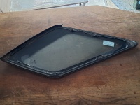 Kia 	Sorento	Sol Arka Kelebek Camı	2002-2008	(Stok Kodu:	Ki-29)