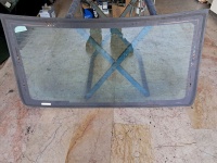 Mercedes	C Seri (204 Kasa)	Arka  Cam		(Stok Kodu:	Me-8)