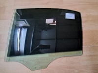 Mercedes	C Seri (204 Kasa)	Sol Arka Kapı Camı	2009-2013	(Stok Kodu:	Me-7)