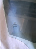 Mercedes	C Seri (205 Kasa)	Sağ Ön Kapı Camı		(Stok Kodu:	A-318)