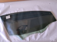 Mercedes	C Seri (205 Kasa)	Sağ Ön Kapı Camı		(Stok Kodu:	A-318)