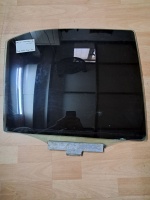 Mercedes	E Seri (W 202)	Sağ Arka Kapı Camı		(Stok Kodu:	Me-3)