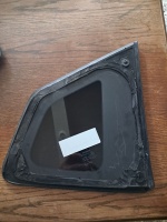 Nissan	X-Trail	Sol Arka Yan Sabit Camı	2014-2021	(Stok Kodu:	Ni-5)