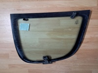 Peugeot 206 Sol Arka (3 Delik) Yan Sabit Camı (Stok Kodu: Pe-6)