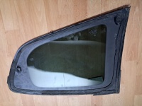 Peugeot	208 (3 Kapı)	Sağ Arka Kelebek Camı 	2012	(Stok Kodu:	Pe-7)