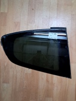 Peugeot	208 (3 Kapı)	Sağ Arka Kelebek Camı 	2012	(Stok Kodu:	Pe-7)