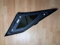 Peugeot 3008 SolArka YanSabit Kelebek Camı 2016(Stok Kodu: Pe-4)