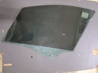 Peugeot 307 Sağ Ön Kapı Camı (Stok Kodu: Pe-70)