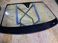 Peugeot  308 ön camı 2023-