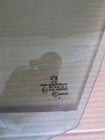 Peugeot	308 (STW)	Sol Ön Kapı Camı	2007-2009	(Stok Kodu:	Pe-91)