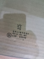 Peugeot	406	Sağ Ön Kapı Camı	1999-2004	(Stok Kodu:	Pe-83)