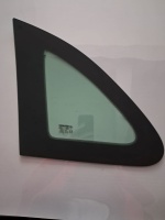 Renault Clio-3 2015- Sağ Arka Kelebek Camı (Stok Kodu: Re-47)